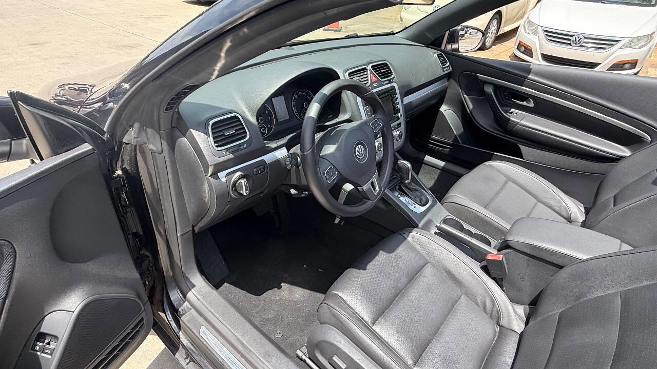 Used 2013 Volkswagen Eos Komfort FWD image 28