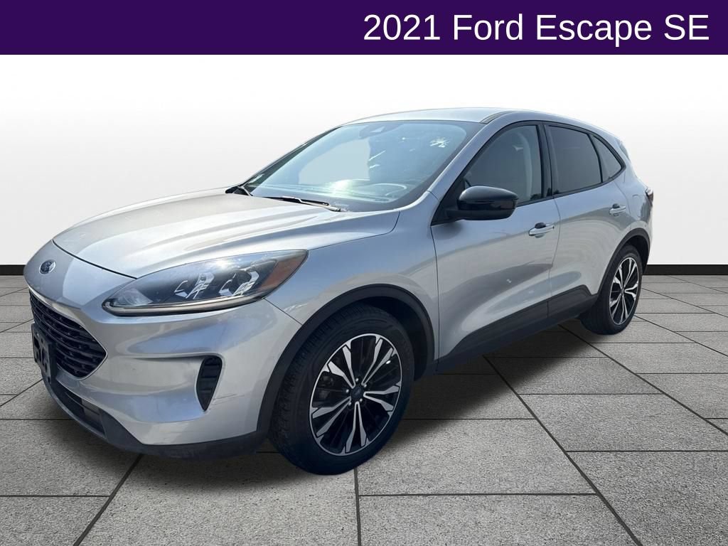 Used 2021 Ford Escape SE w/ SE Sport Appearance Package