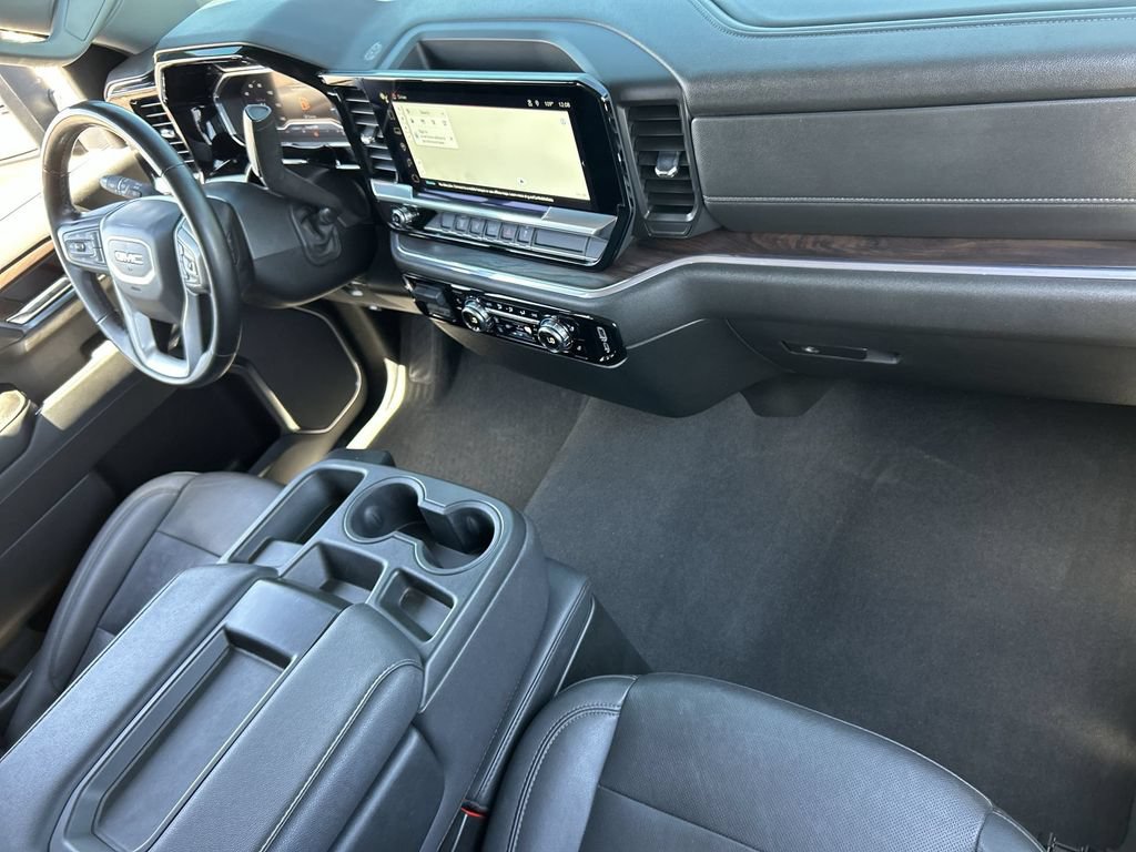 Used 2024 GMC Sierra 3500 SLT AWD/4WD image 28