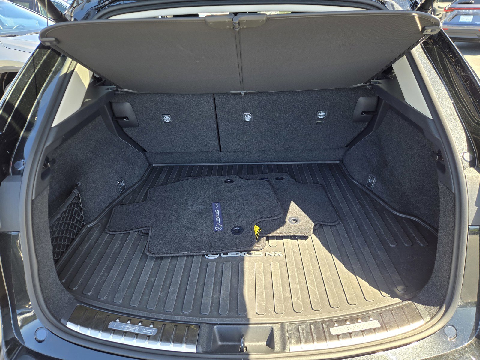 Used 2025 Lexus NX 350h AWD w/ Accessory Package (2T) image 27