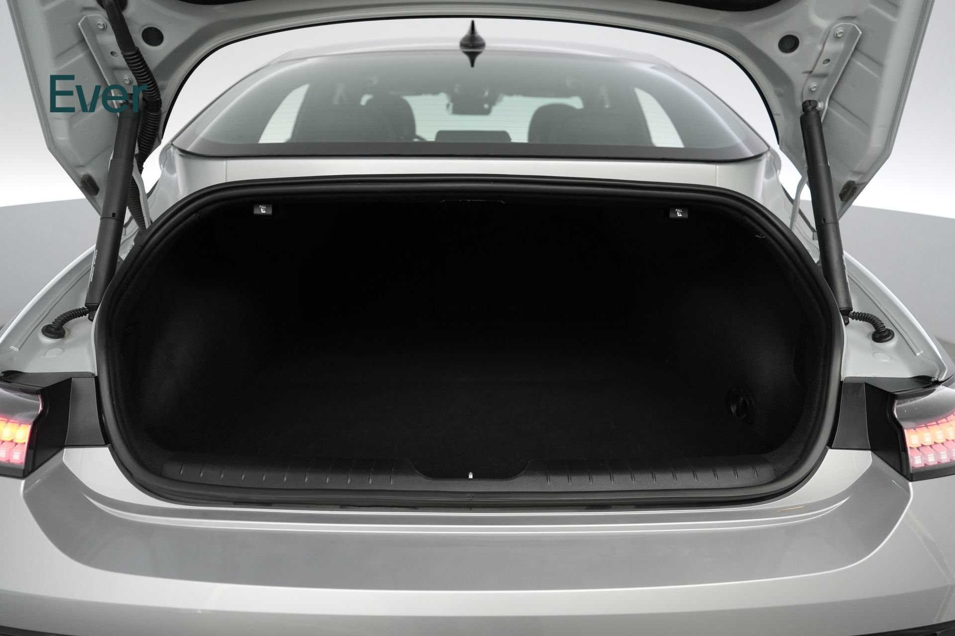 Used 2024 Hyundai Ioniq 6 Limited RWD image 8