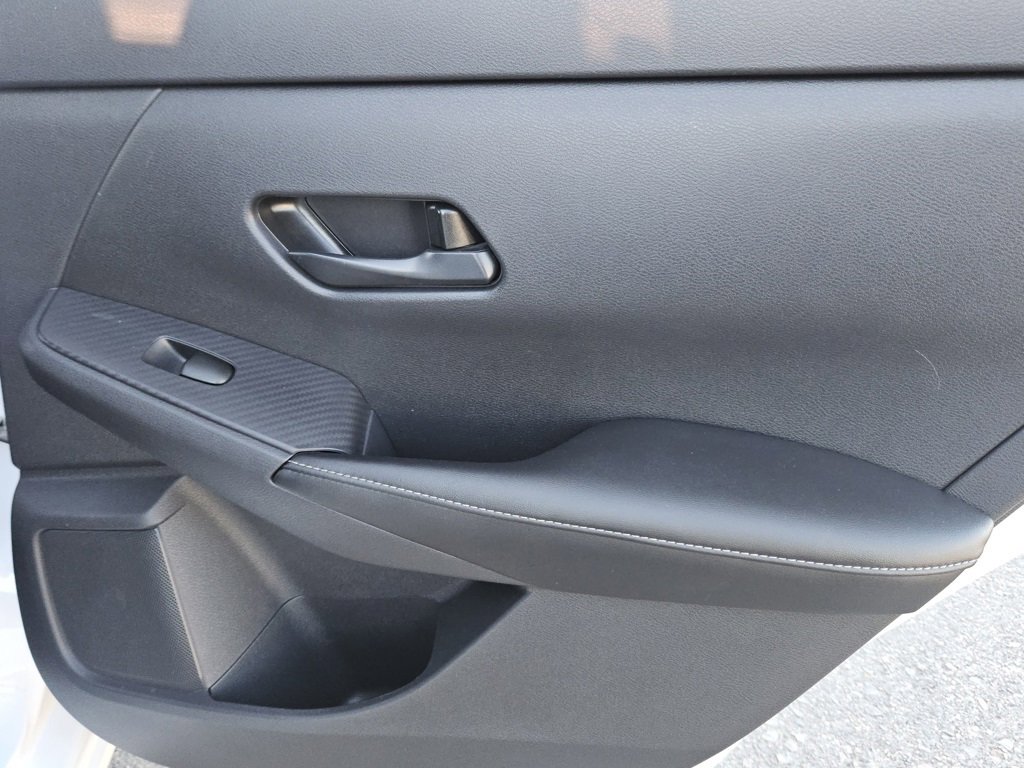 Used 2024 Nissan Sentra SV image 22