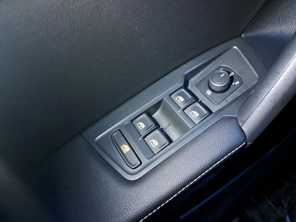 Used 2023 Volkswagen Tiguan S image 26