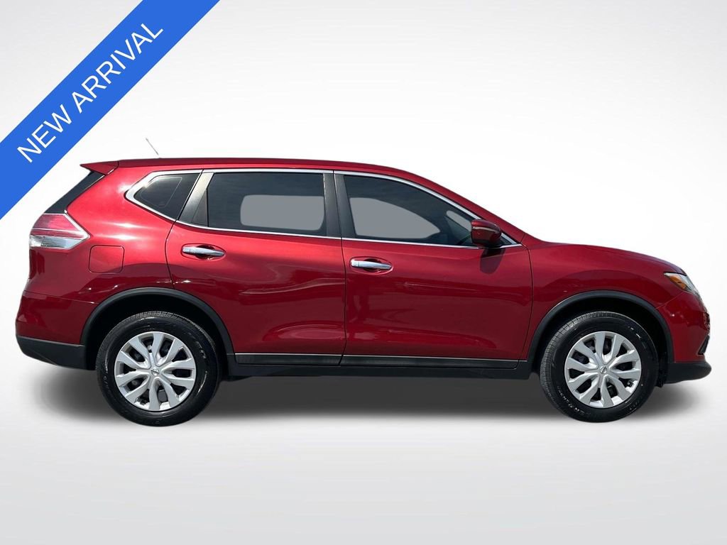 Used 2015 Nissan Rogue S AWD/4WD image 2