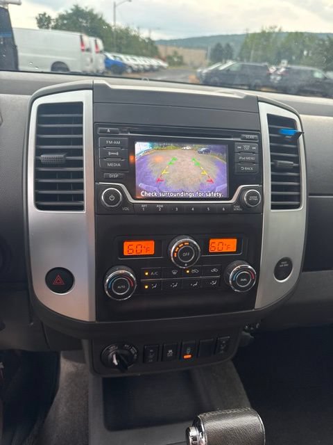 Used 2017 Nissan Frontier SV w/ SV Value Truck Package AWD/4WD image 18