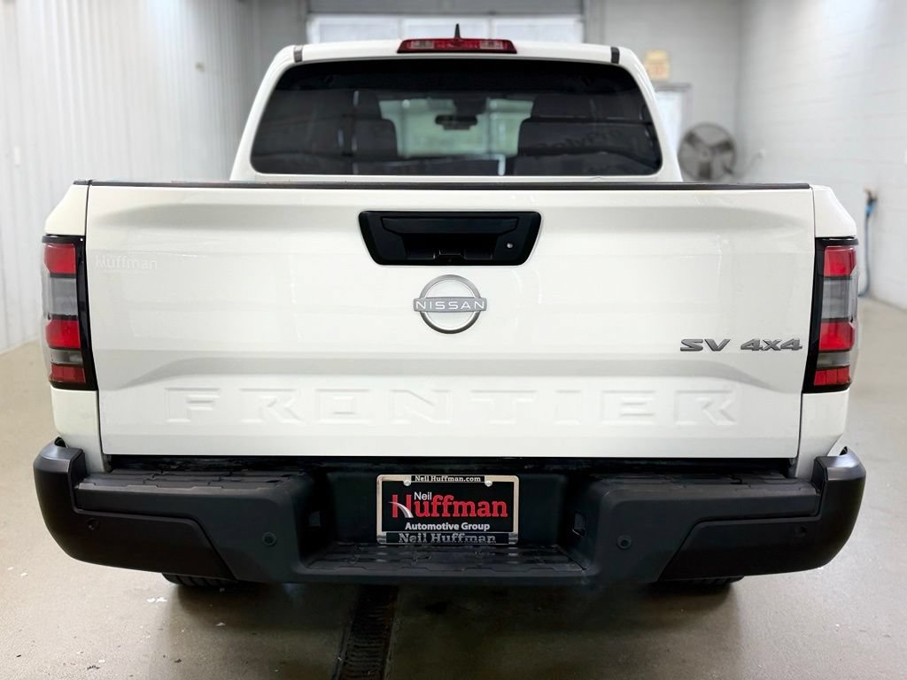 Used 2024 Nissan Frontier S w/ Technology Package AWD/4WD image 7