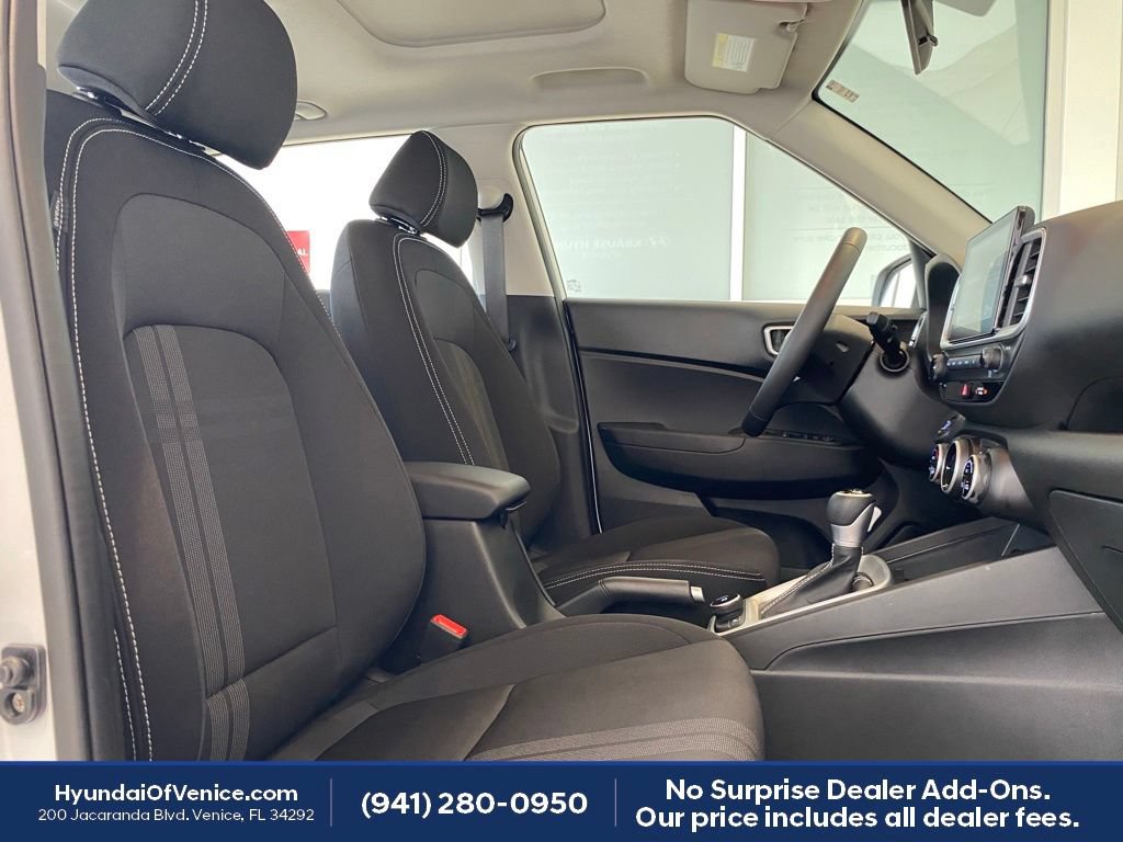 Certified 2026 Hyundai Venue SEL FWD image 16