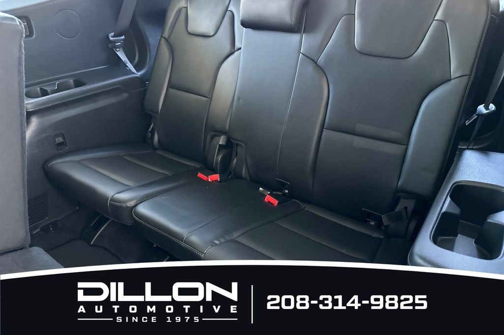 Used 2020 Kia Telluride S w/ S 8 Passenger Seating Package AWD/4WD image 17