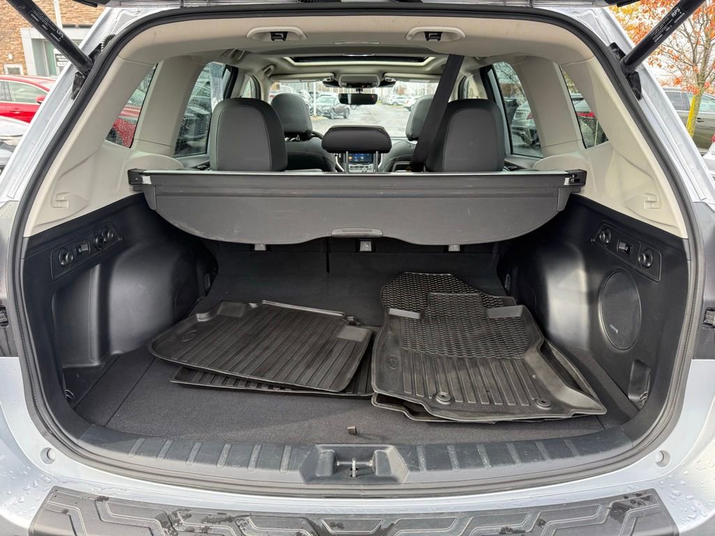 Used 2023 Subaru Forester Touring image 18
