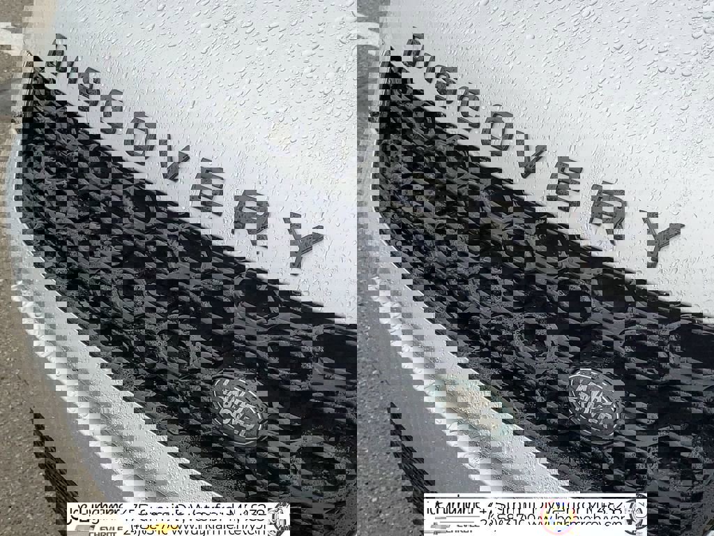 Used 2020 Land Rover Discovery Sport image 32