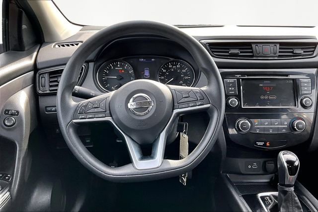 Used 2019 Nissan Rogue Sport S image 8