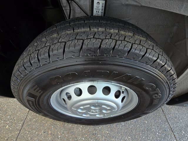 Used 2025 RAM ProMaster 2500 FWD image 28