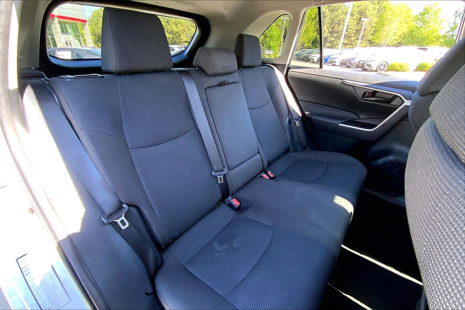Used 2024 Toyota RAV4 LE AWD/4WD image 19