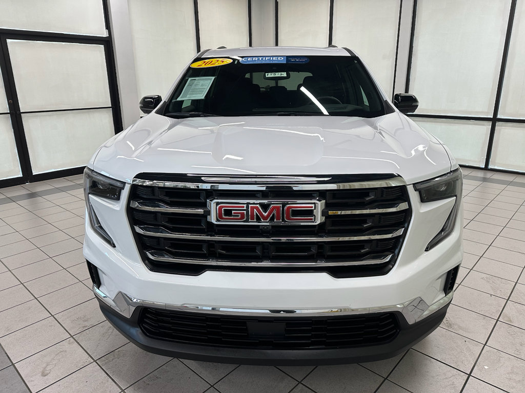 Used 2025 GMC Acadia Elevation image 3