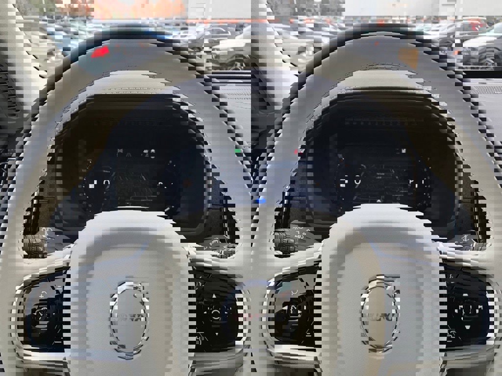 New 2026 Volvo XC90 B6 Ultra w/ Protection Package image 19