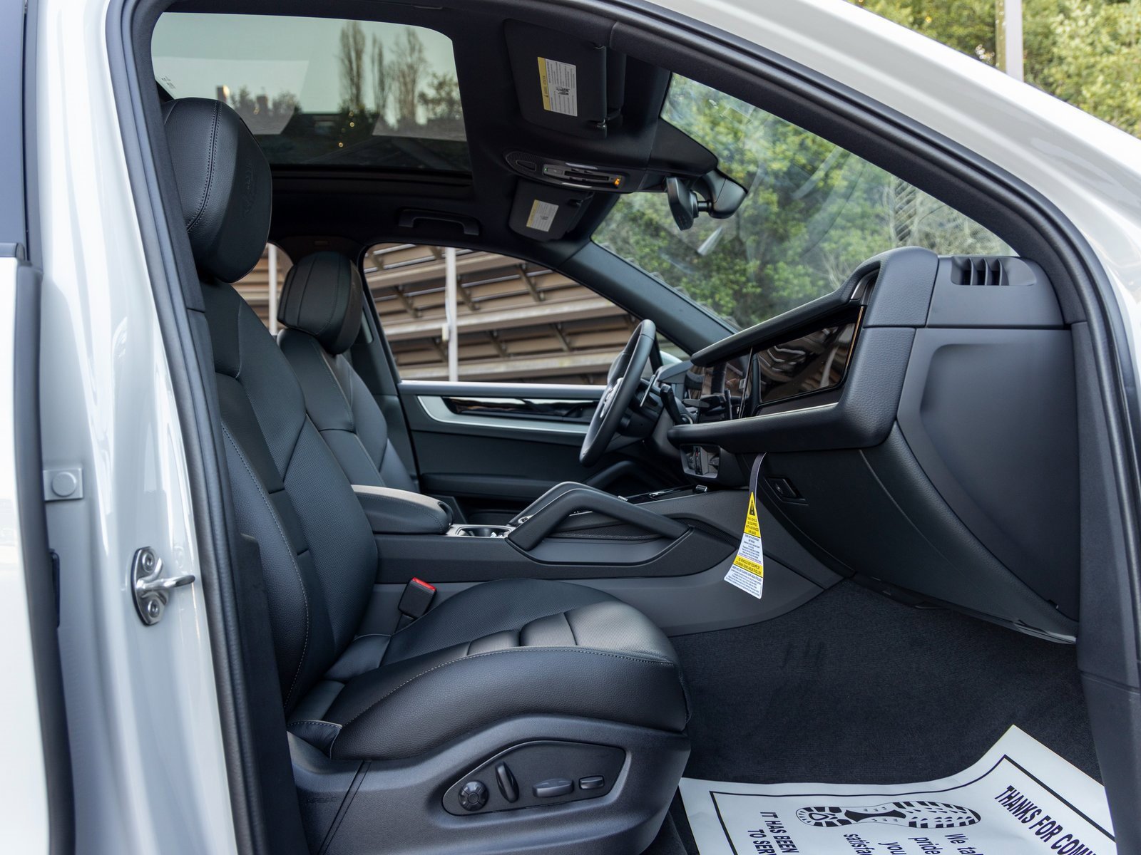 New 2026 Porsche Cayenne image 54