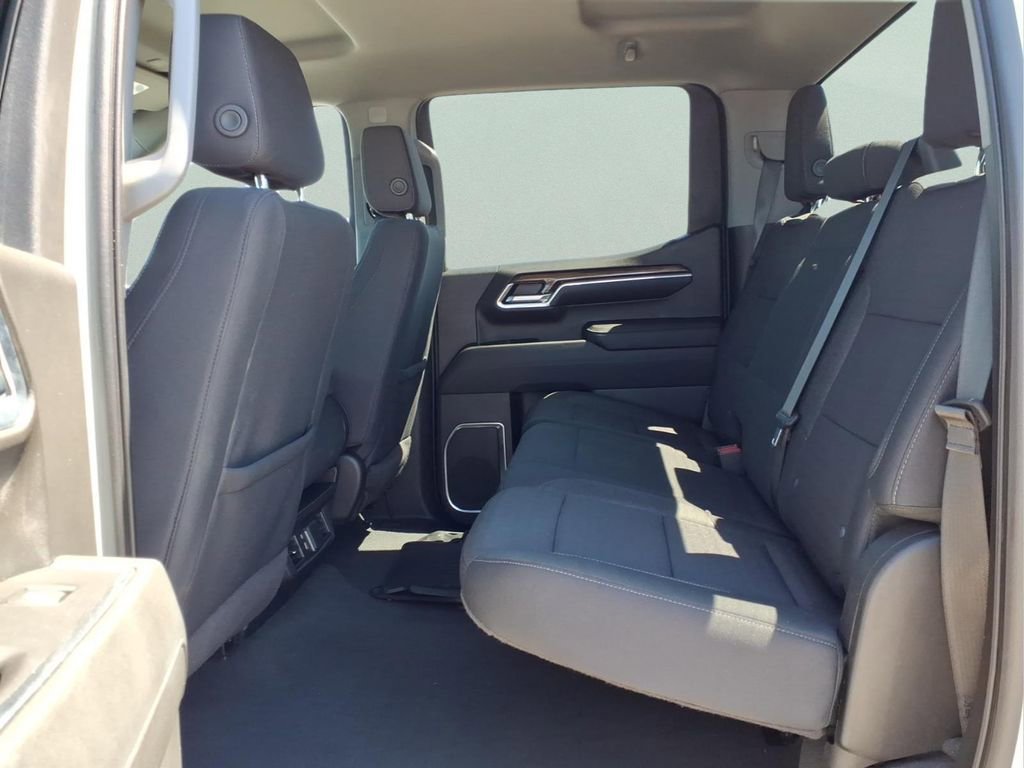 Used 2023 Chevrolet Silverado 1500 LT RWD image 18