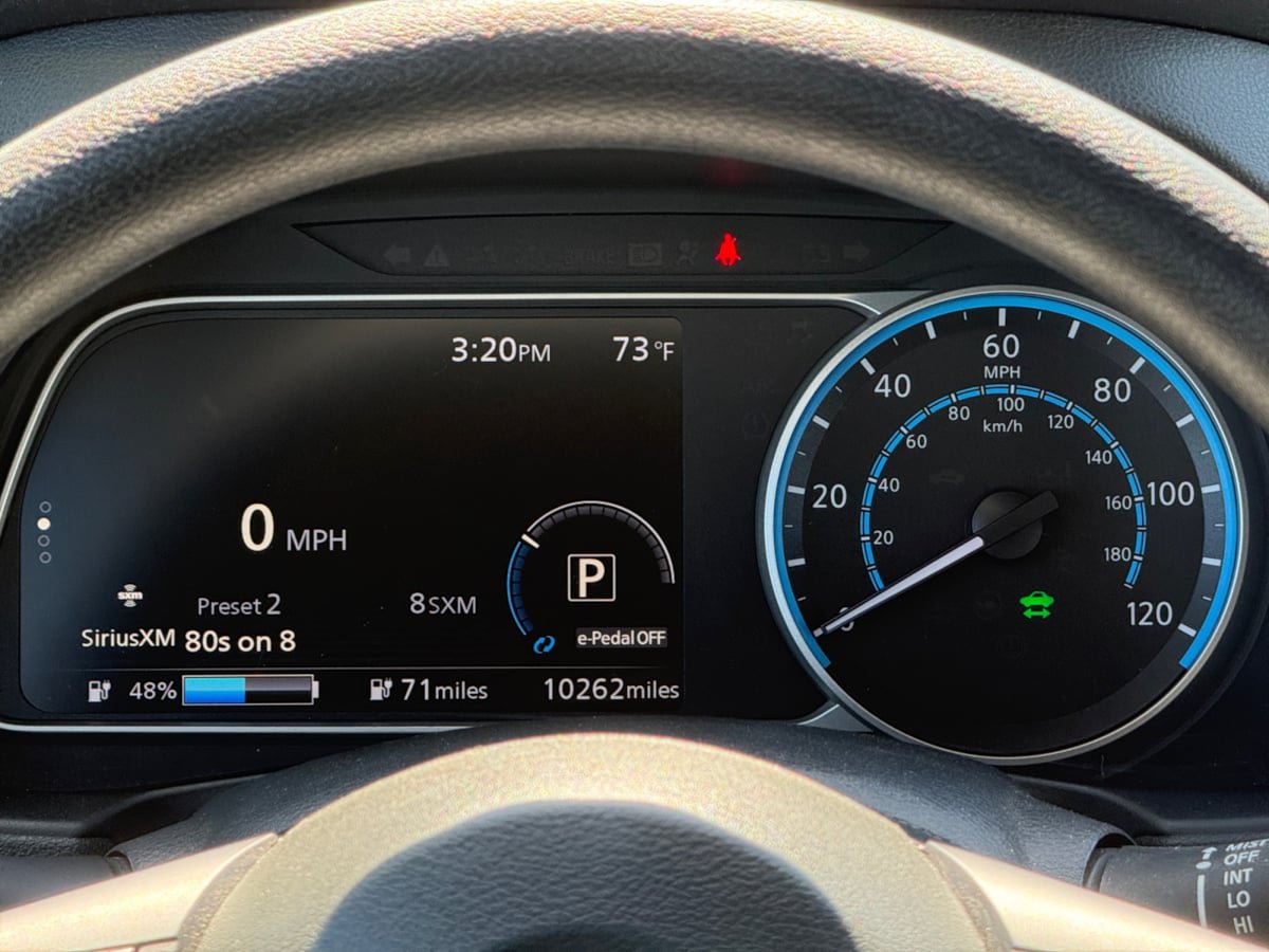 Used 2025 Nissan Leaf S FWD image 11
