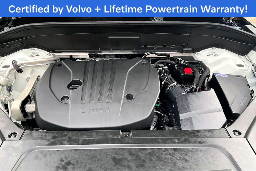 Certified 2025 Volvo XC90 B5 Plus image 13