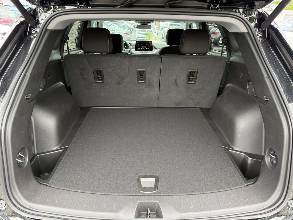 New 2026 Chevrolet Blazer LT w/ Convenience Package FWD image 24