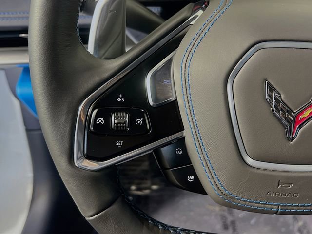 Used 2022 Chevrolet Corvette Stingray Premium Cpe w/ Z51 Performance Package RWD image 17