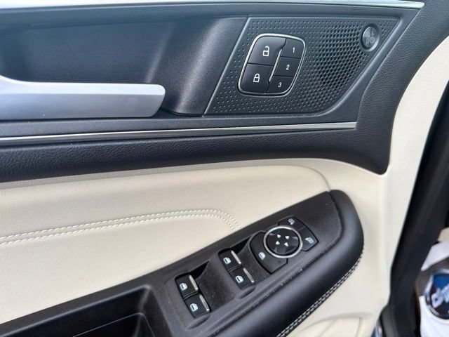 Used 2024 Ford Edge Titanium AWD/4WD image 15