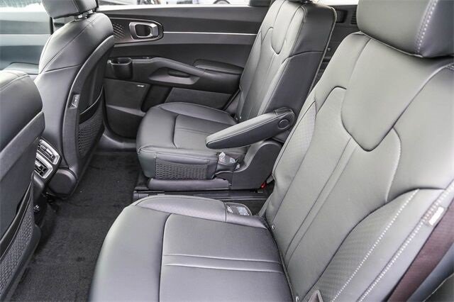 New 2026 Kia Sorento EX image 16