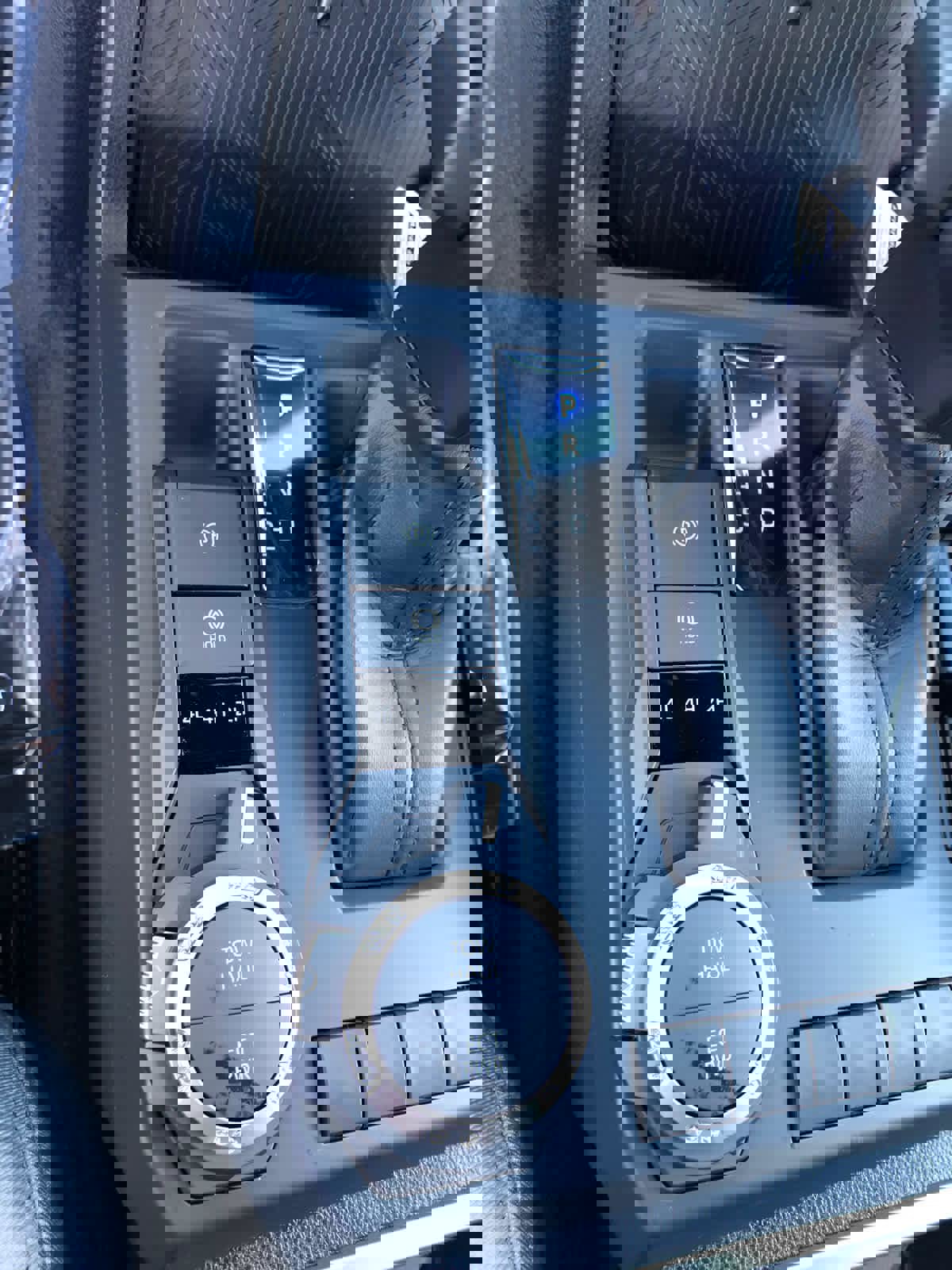 New 2025 Toyota Tacoma SR5 image 15