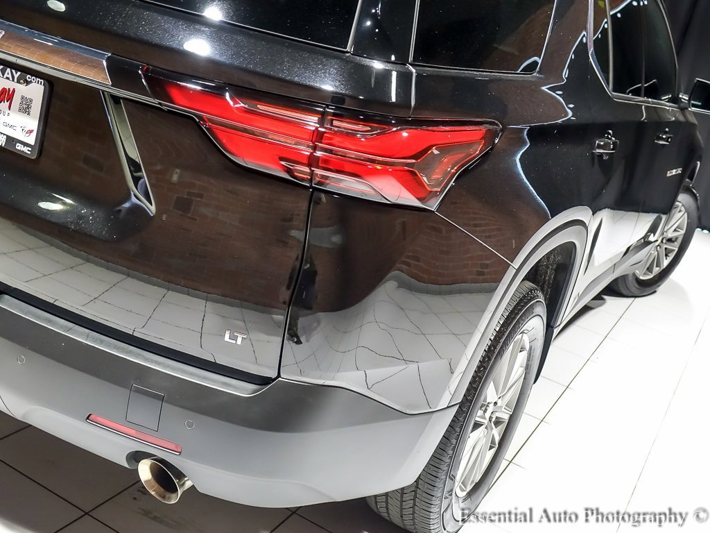 Used 2022 Chevrolet Traverse LT image 10