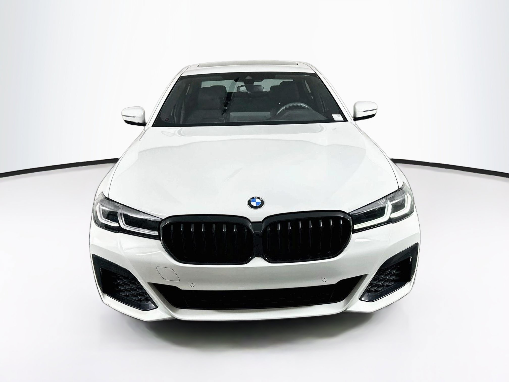 Used 2023 BMW 530i w/ M Sport Package RWD image 2