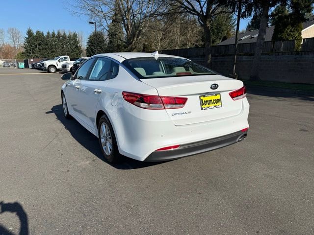 Used 2018 Kia Optima LX image 4