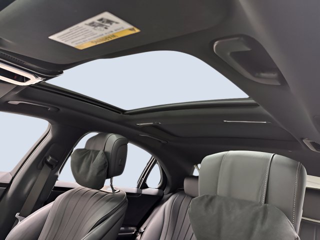 Certified 2022 Mercedes-Benz S 500 4MATIC image 30