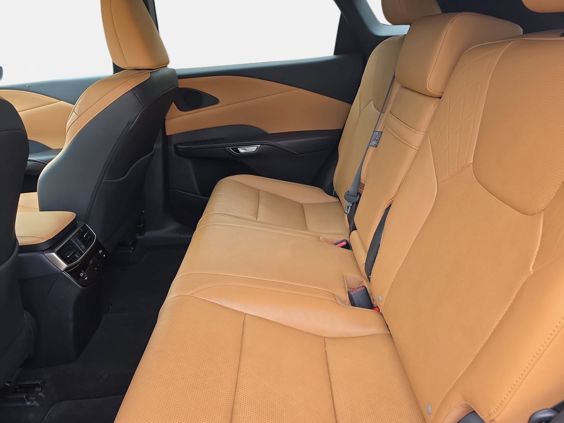 Used 2024 Lexus RX 350 Premium Plus w/ Convenience Package FWD image 14
