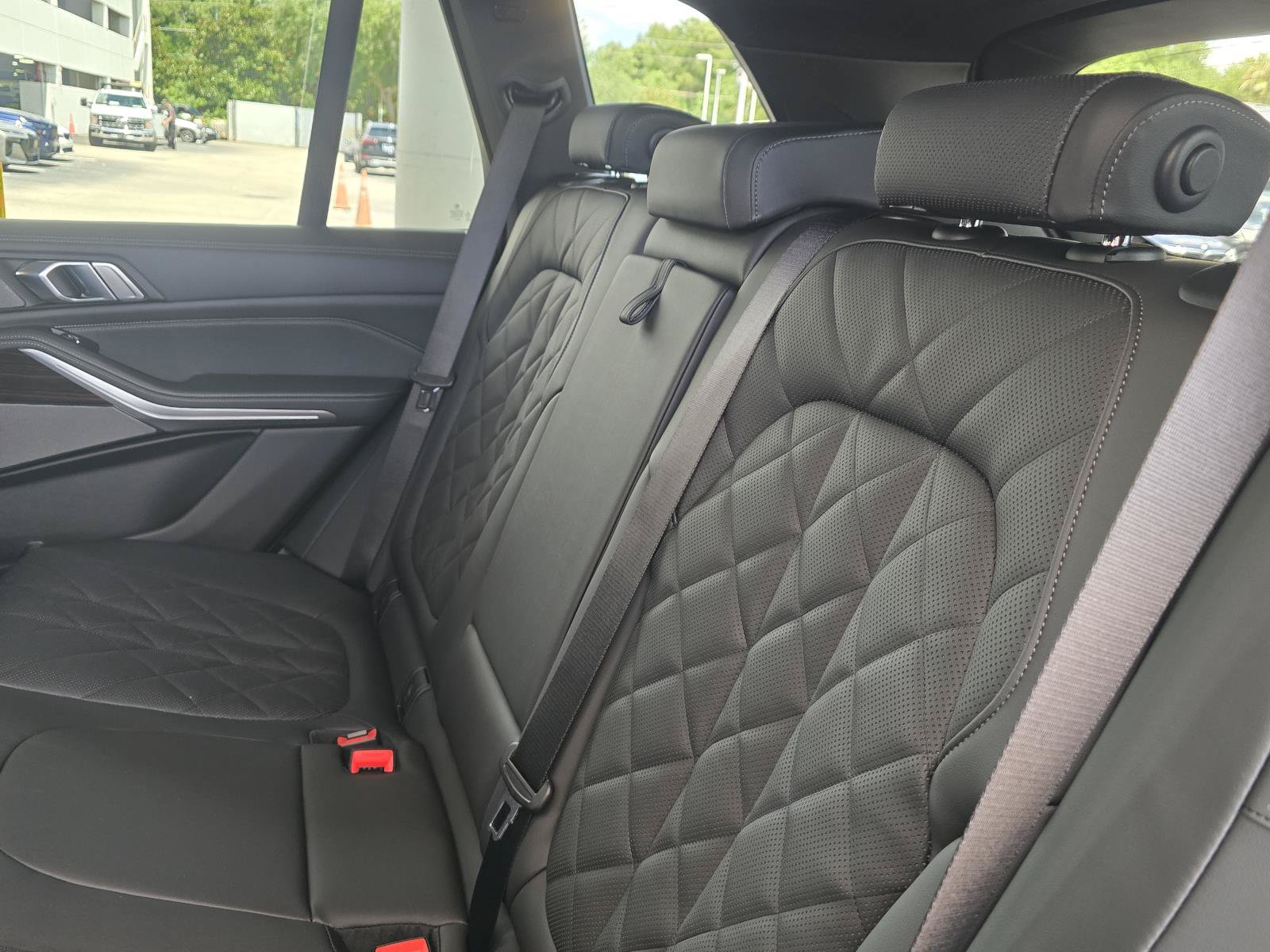 New 2026 BMW X5 sDrive40i w/ M Sport Package RWD image 12