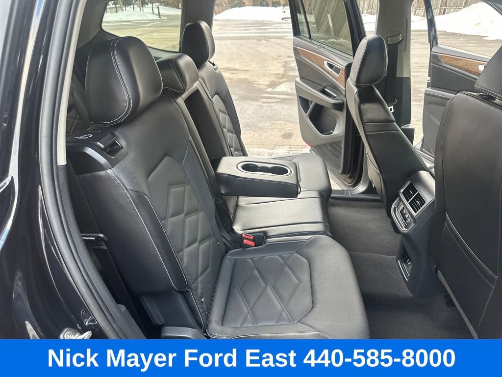 Used 2024 Volkswagen Atlas SE image 28
