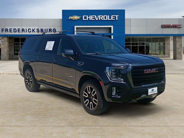 Used 2023 GMC Yukon XL AT4 AWD/4WD image 7