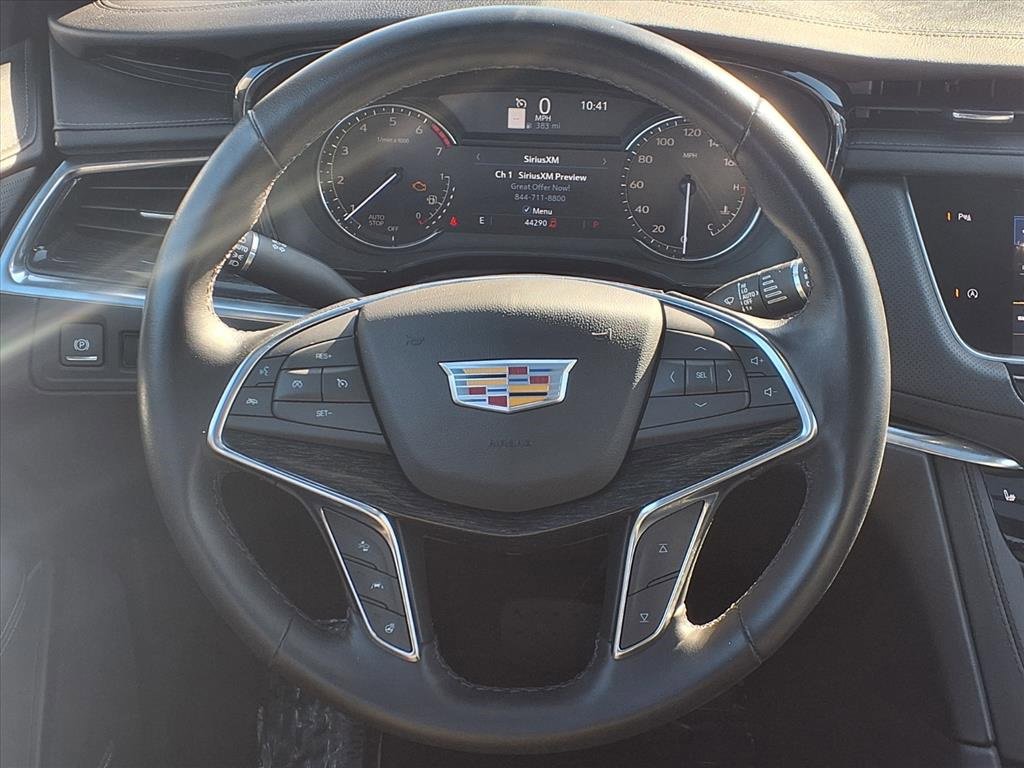 Used 2023 Cadillac XT5 Premium Luxury image 13