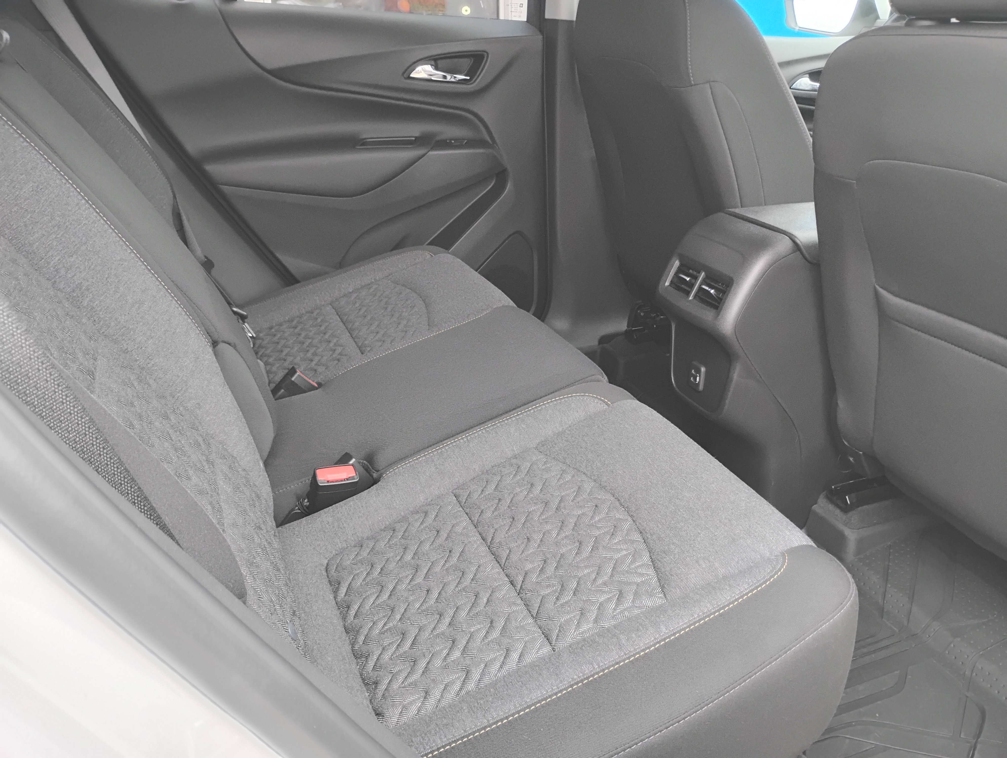 Used 2022 Chevrolet Equinox LT FWD image 19