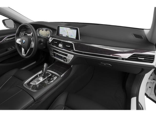 Used 2019 BMW 750i xDrive w/ Luxury Rear Seating Package AWD/4WD image 18