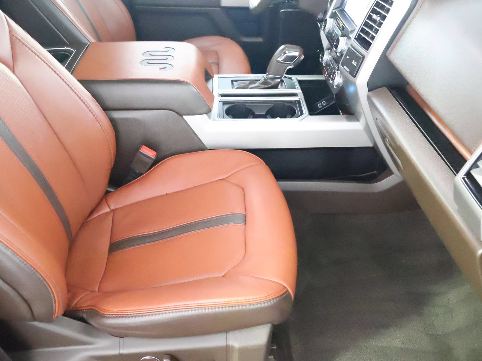 Used 2020 Ford F150 King Ranch w/ Equipment Group 601A Luxury AWD/4WD image 55