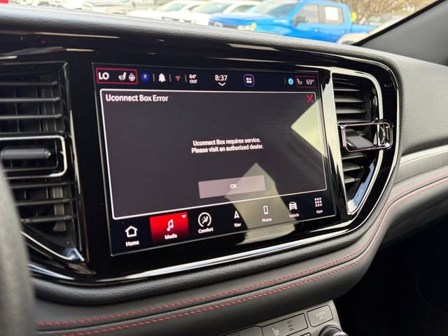 Used 2025 Dodge Durango GT image 10