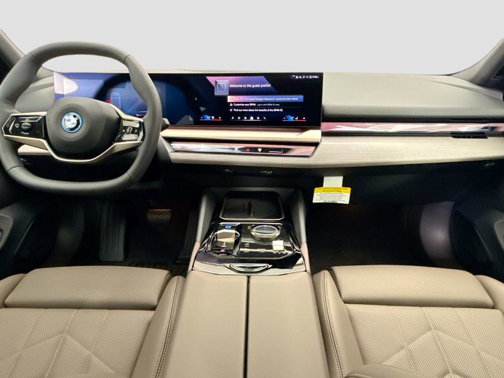 New 2026 BMW i5 eDrive40 w/ Premium Package image 13