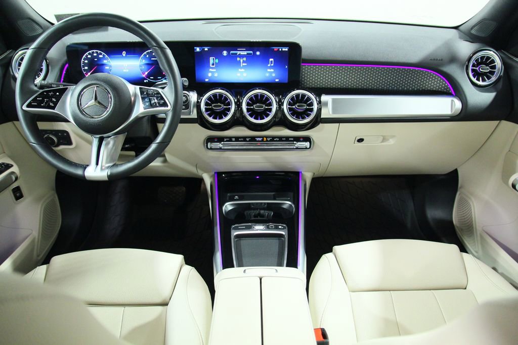 Certified 2025 Mercedes-Benz GLB 250 4MATIC image 18