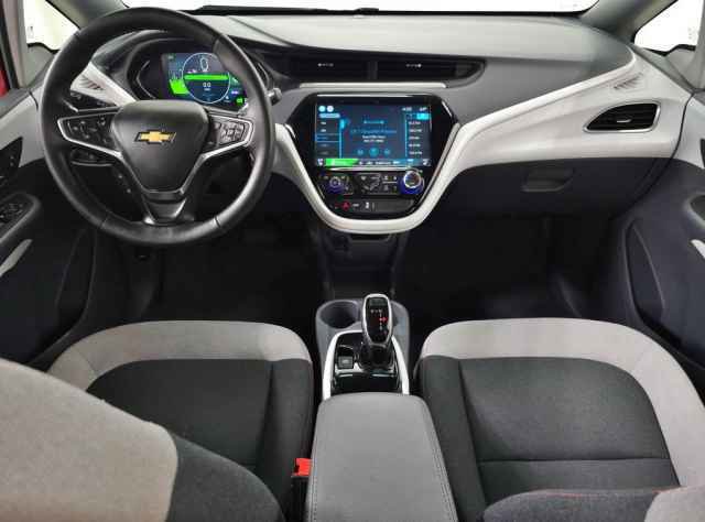 Used 2017 Chevrolet Bolt LT FWD image 14