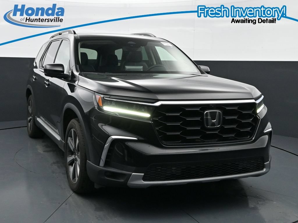 Used 2023 Honda Pilot Elite image 1