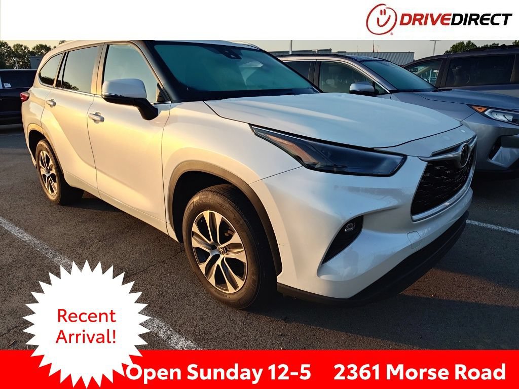 Used 2023 Toyota Highlander XLE
