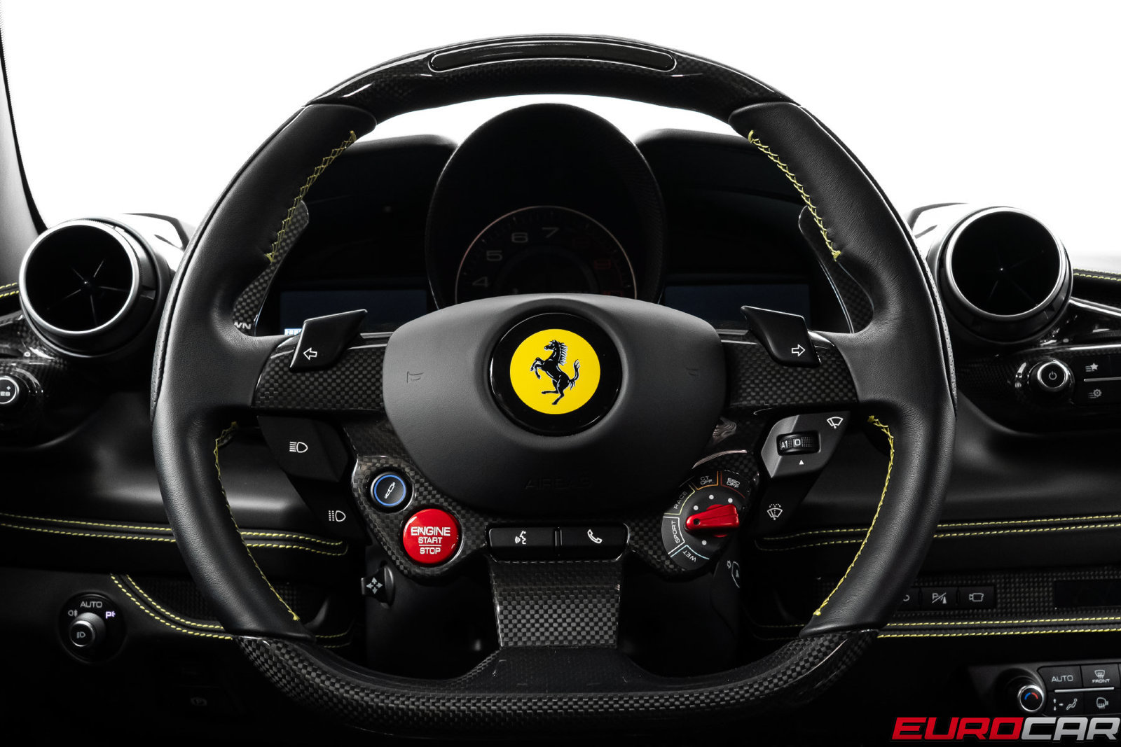 Used 2021 Ferrari F8 Tributo RWD image 34