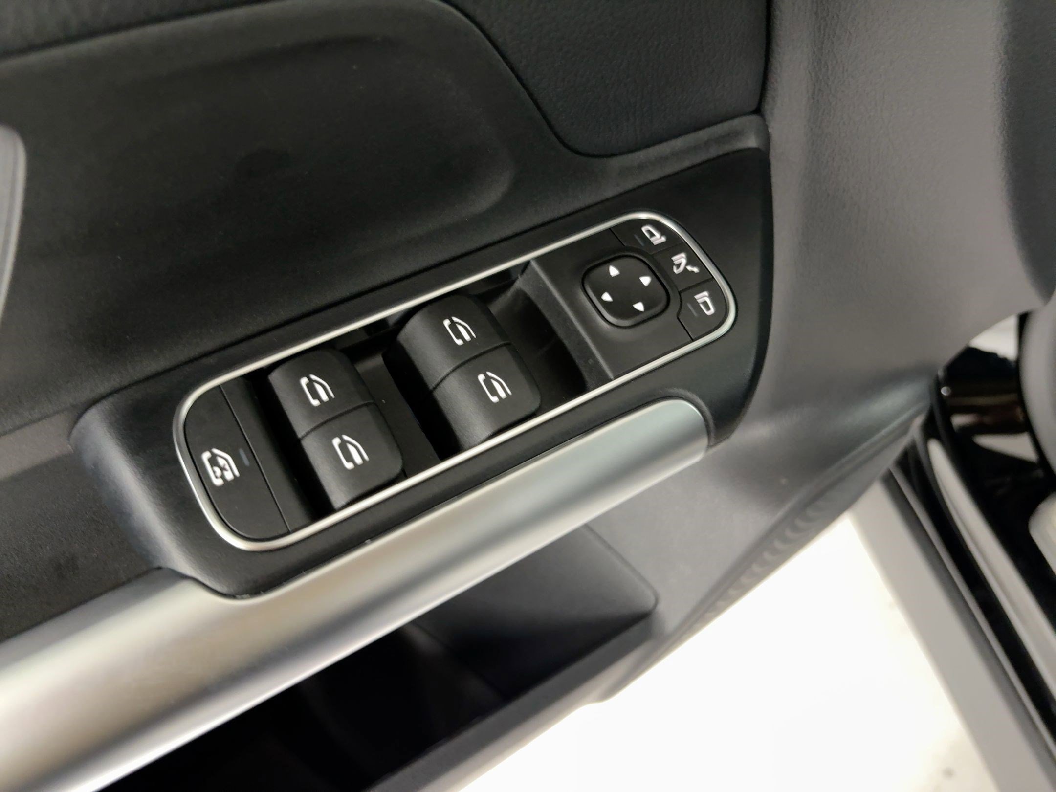 Certified 2025 Mercedes-Benz GLA 250 image 13