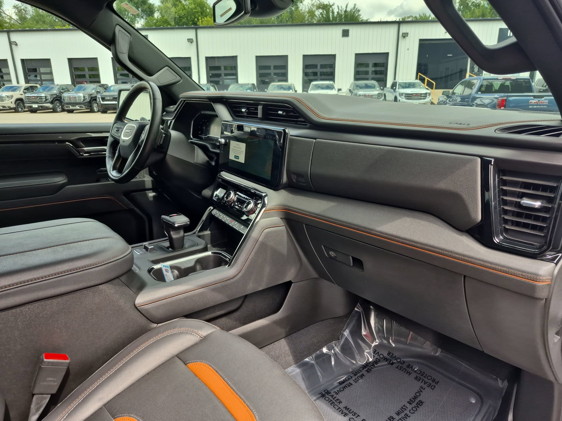 Certified 2025 GMC Sierra 1500 AT4 AWD/4WD image 30