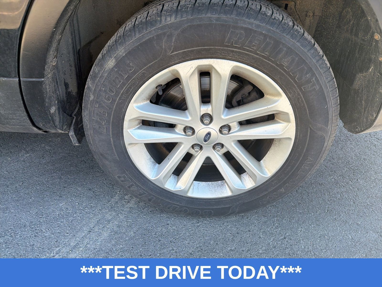 Used 2017 Ford Explorer XLT image 10